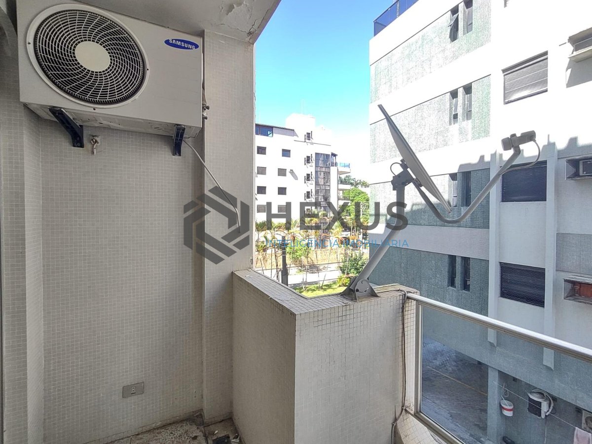 Foto 3 de Apartamento com varanda na região do Aquário na Praia da Enseada, Guaruja