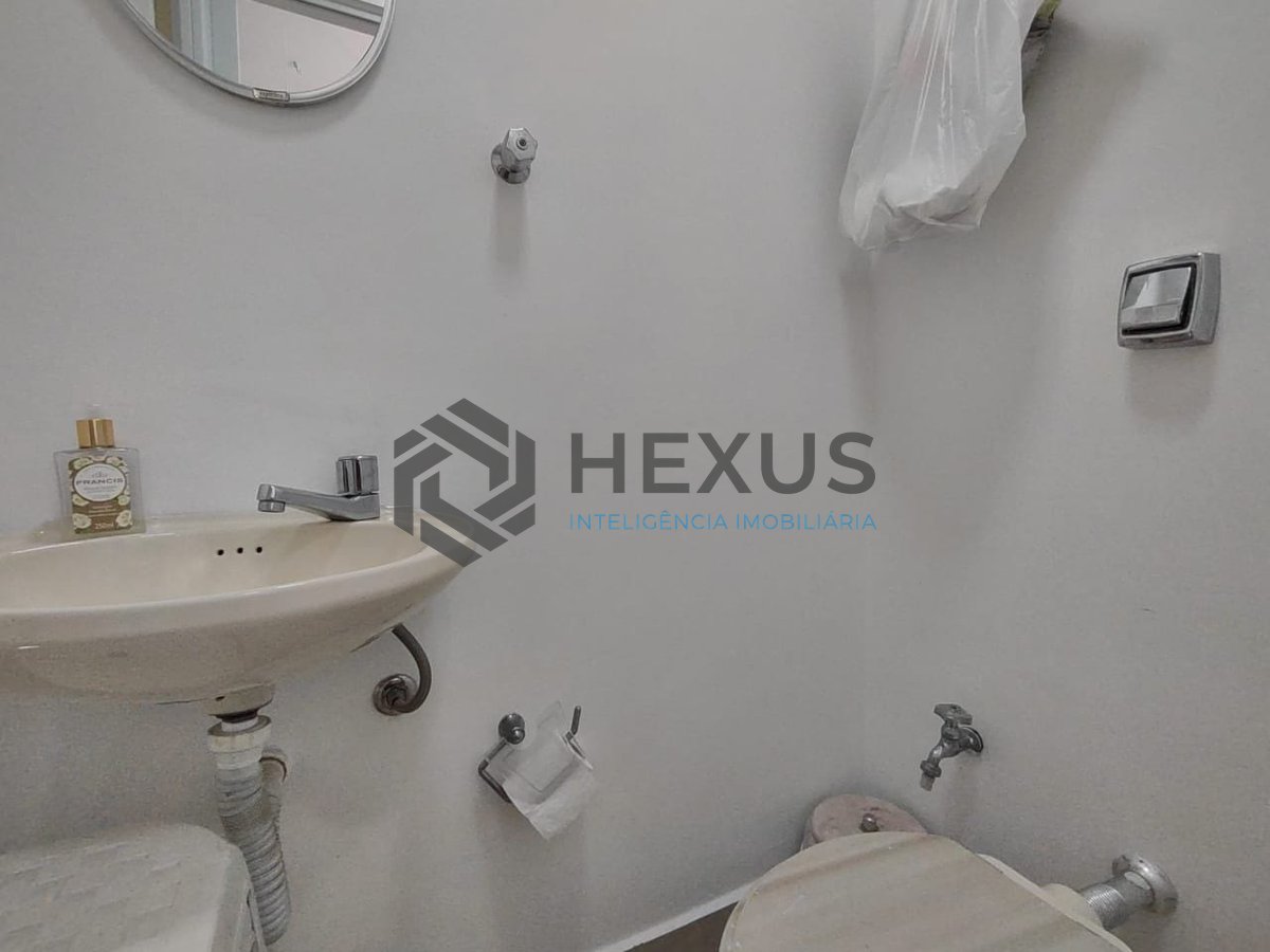 Foto 18 de Apartamento com varanda na Praia da Enseada, Guaruja