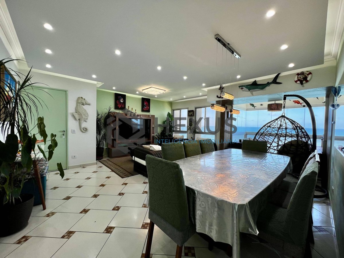 Foto 18 de Apartamento reformado frente mar com varanda gourmet na Praia das Pitangueiras, Guaruja