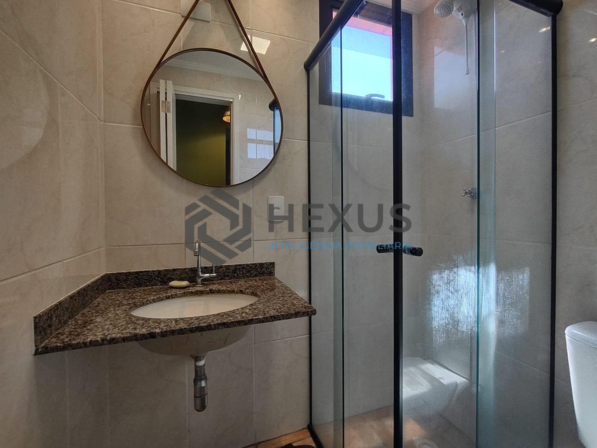 Foto 11 de Apartamento com varanda gourmet e lazer completo na Praia da Enseada, Guaruja
