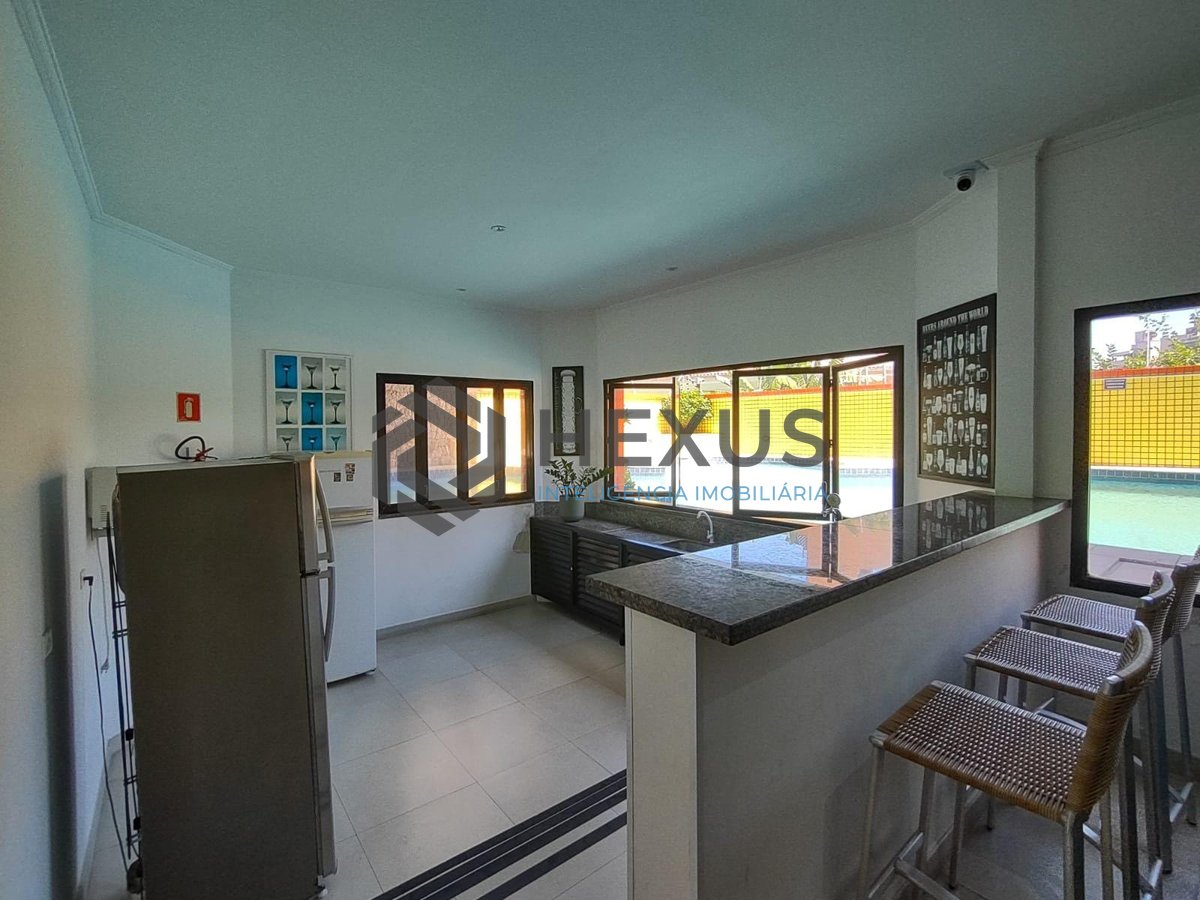 Foto 20 de Apartamento com varanda gourmet e lazer completo na Praia da Enseada, Guaruja