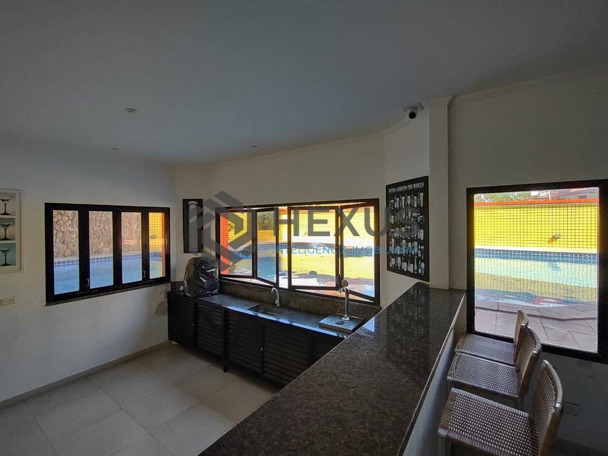 Foto 18 de Apartamento com varanda gourmet e lazer completo na Praia da Enseada, Guaruja