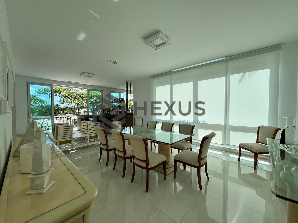 Foto 50 de Apartamento frente mar com varanda na Praia das Pitangueiras, Guaruja