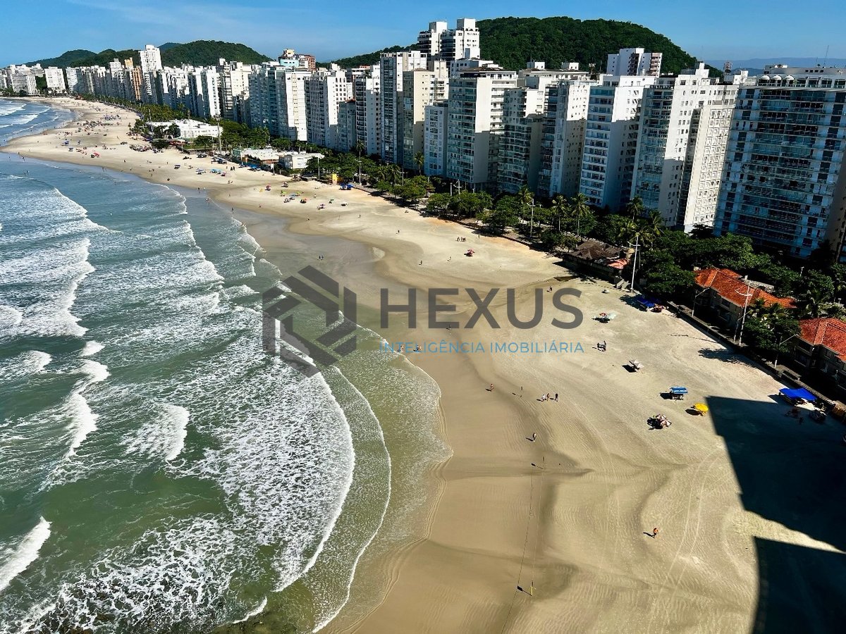 Foto 13 de Apartamento frente mar com varanda e vista mar na Praia das Pitangueiras, Guaruja