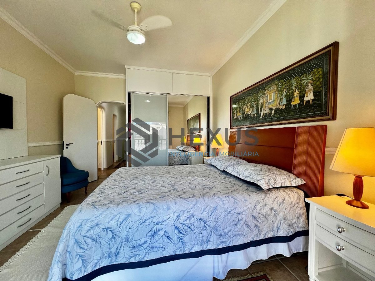 Foto 33 de Apartamento frente mar com varanda e vista mar na Praia das Pitangueiras, Guaruja