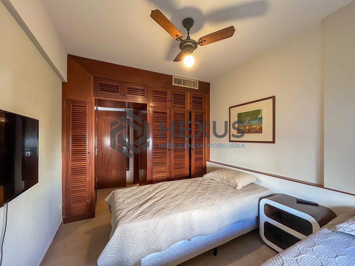 Foto 16 de Apartamento com varanda, lazer e vista mar na Praia das Pitangueiras, Guaruja