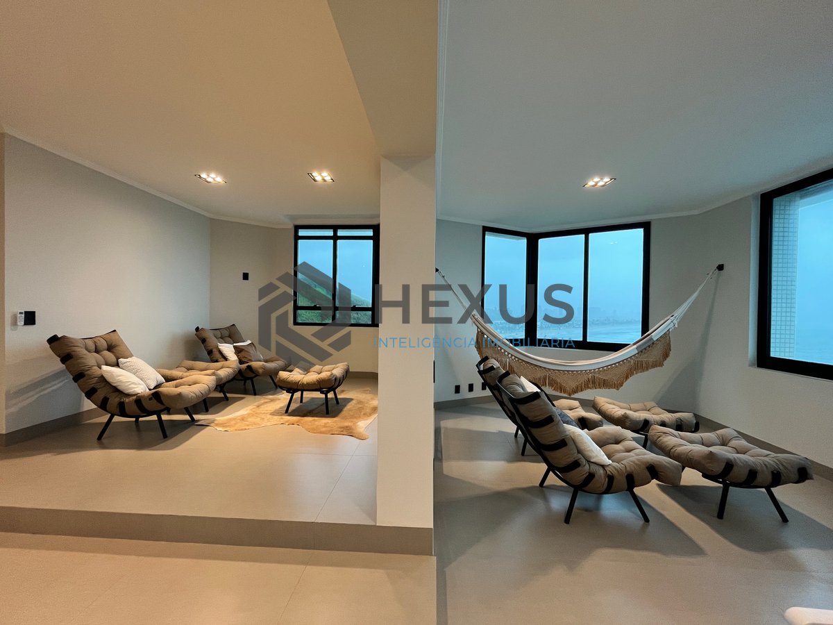 Foto 8 de Apartamento reformado frente mar com varanda gourmet e lazer completo na Praia das Pitangueiras, Guaruja