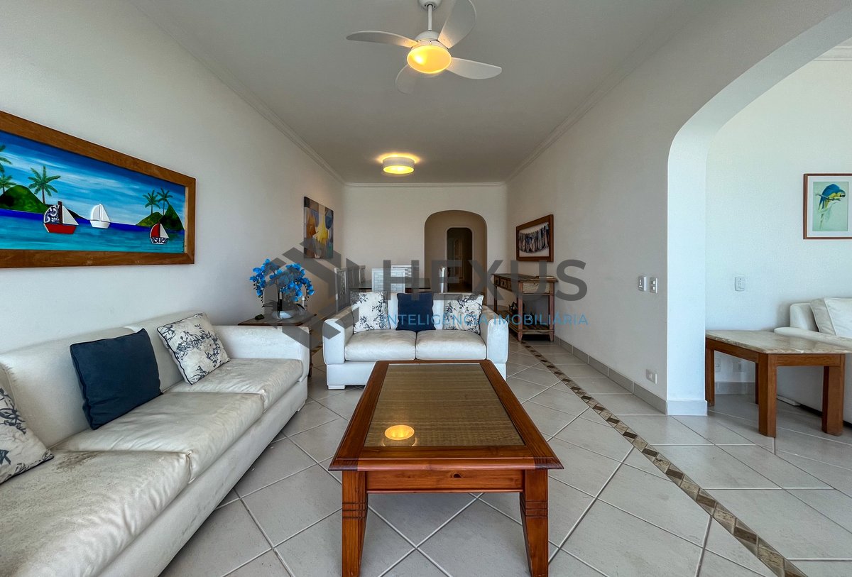 Foto 4 de Apartamento frente mar com varanda na Praia das Pitangueiras, Guaruja