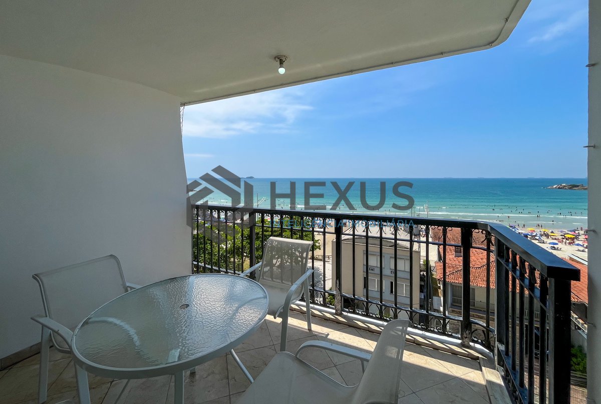 Foto 14 de Apartamento frente mar com varanda na Praia das Pitangueiras, Guaruja
