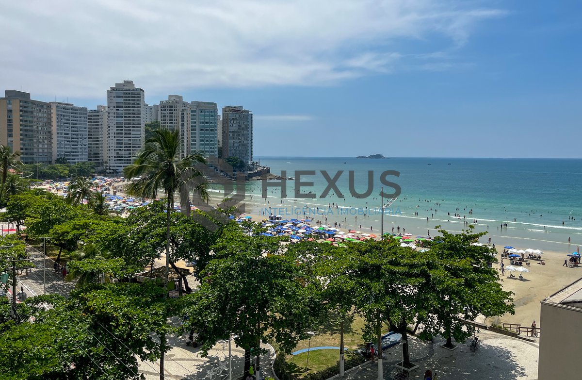 Foto 16 de Apartamento frente mar com varanda na Praia das Pitangueiras, Guaruja
