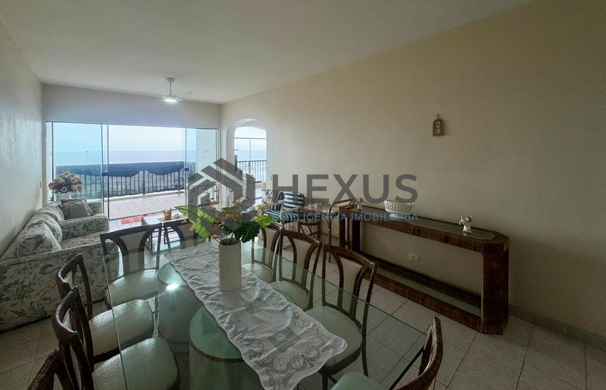 Foto 6 de Apartamento frente mar com varanda na Praia das Pitangueiras, Guaruja