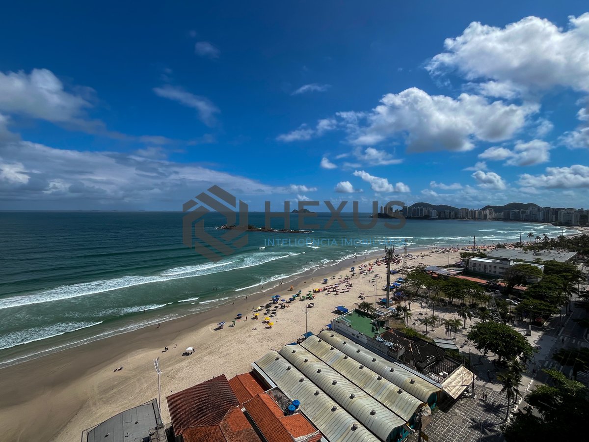 Foto 13 de Apartamento frente mar com varanda na Praia das Pitangueiras, Guaruja