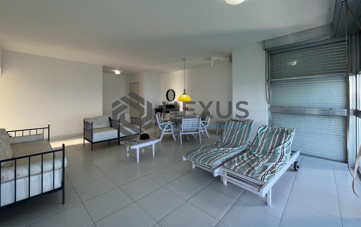 Foto 7 de Apartamento frente mar com vista oceânica na Praia das Pitangueiras, Guaruja