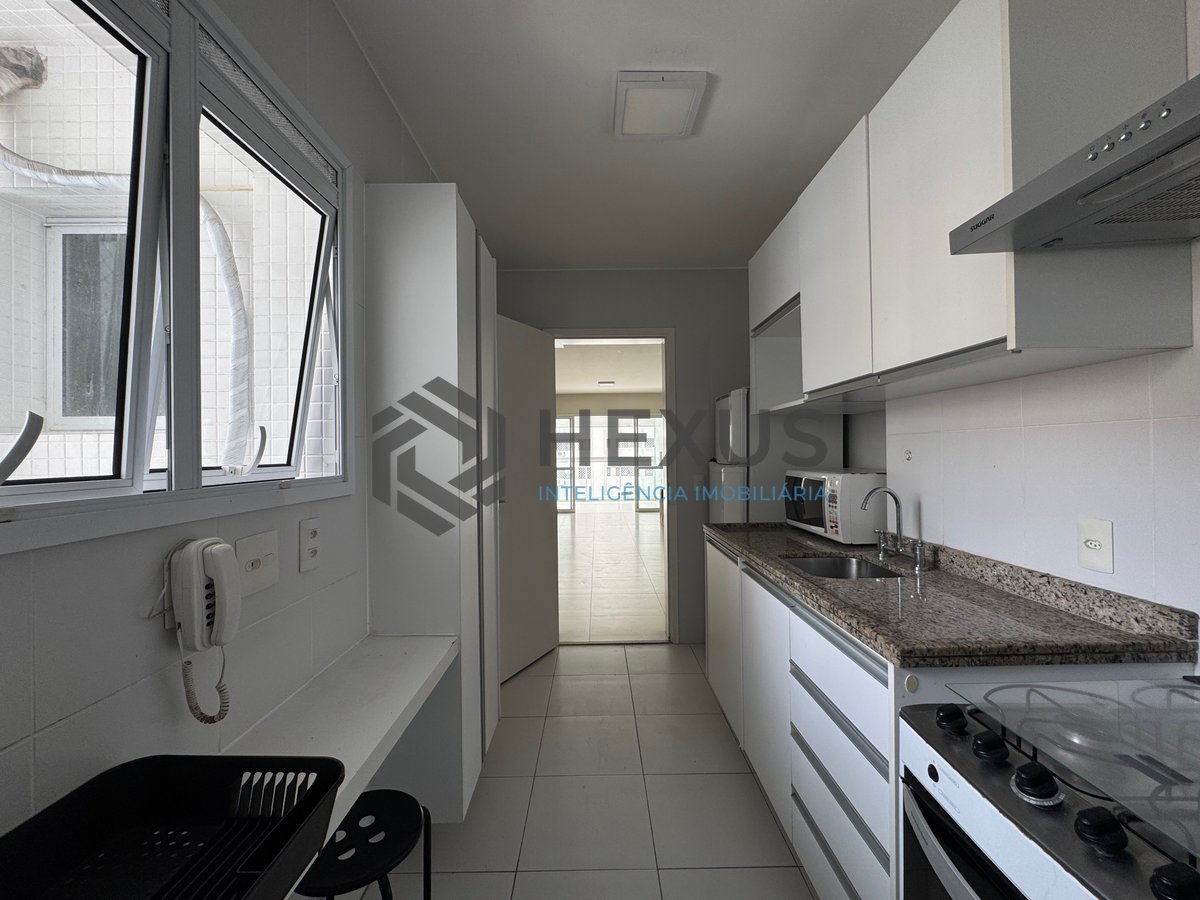 Foto 23 de Apartamento com varanda gourmet e lazer completo na Praia das Pitangueiras, Guaruja