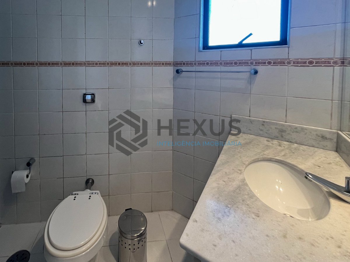 Foto 22 de Apartamento  com varanda, vista mar e lazer completo na beira mar da Praia da Enseada, Guaruja