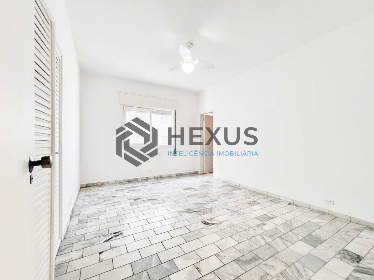 Foto 45 de Apartamento frente mar com varanda na Praia das Pitangueiras, Guaruja
