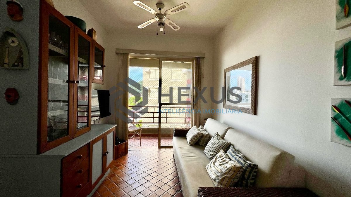 Foto 4 de Apartamento com varanda e lazer na Praia da Enseada à venda, Guarujá-SP.