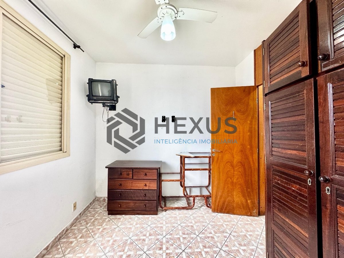 Foto 14 de Apartamento com varanda e lazer na Praia da Enseada, Guaruja