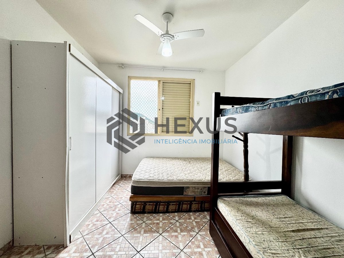 Foto 19 de Apartamento com varanda e lazer na Praia da Enseada, Guaruja