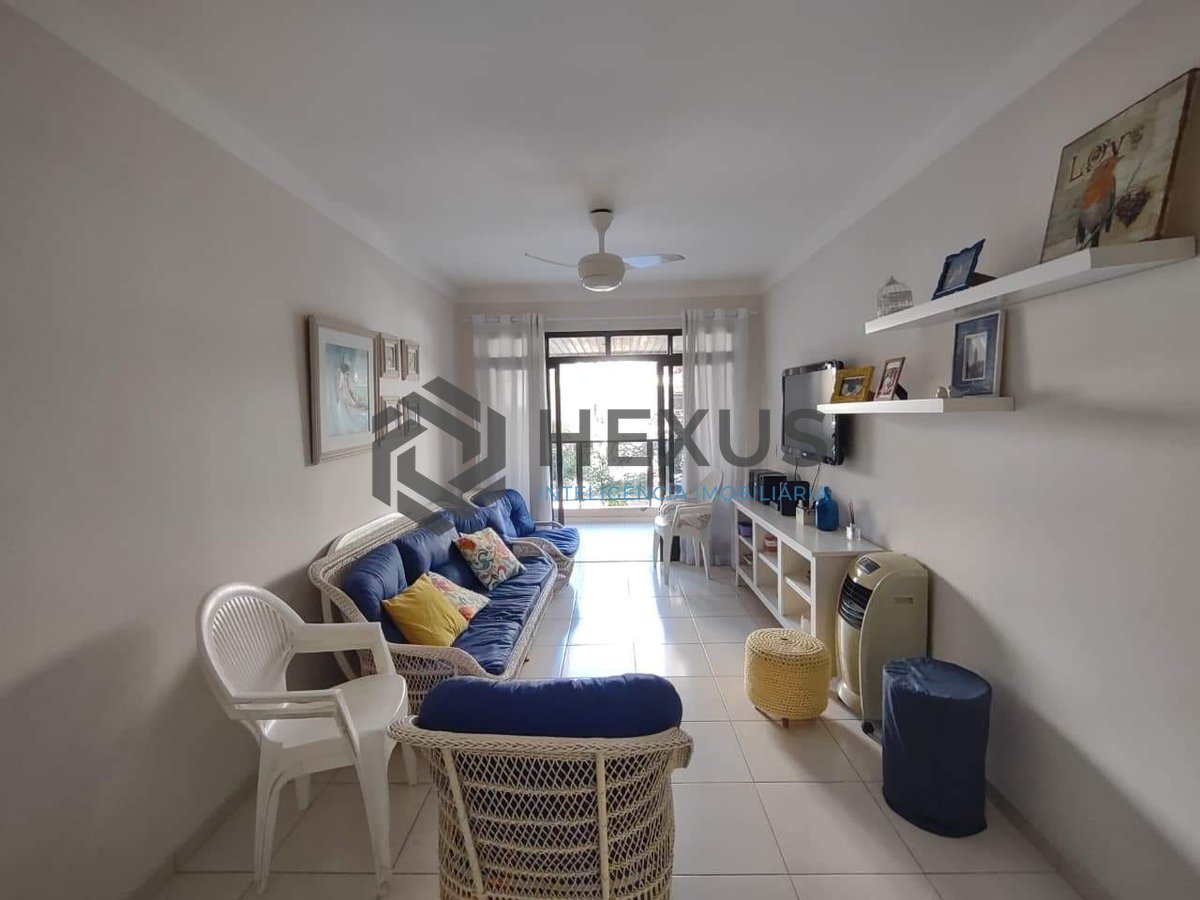 Foto 2 de Apartamento com varanda na região da Brunella na Praia da Enseada, Guaruja