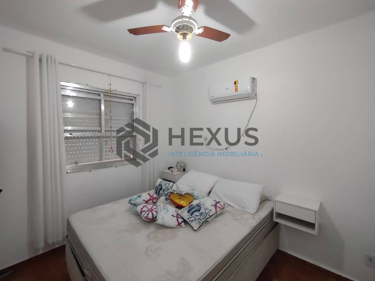 Foto 12 de Apartamento com varanda e lazer na Praia da Enseada, Guaruja