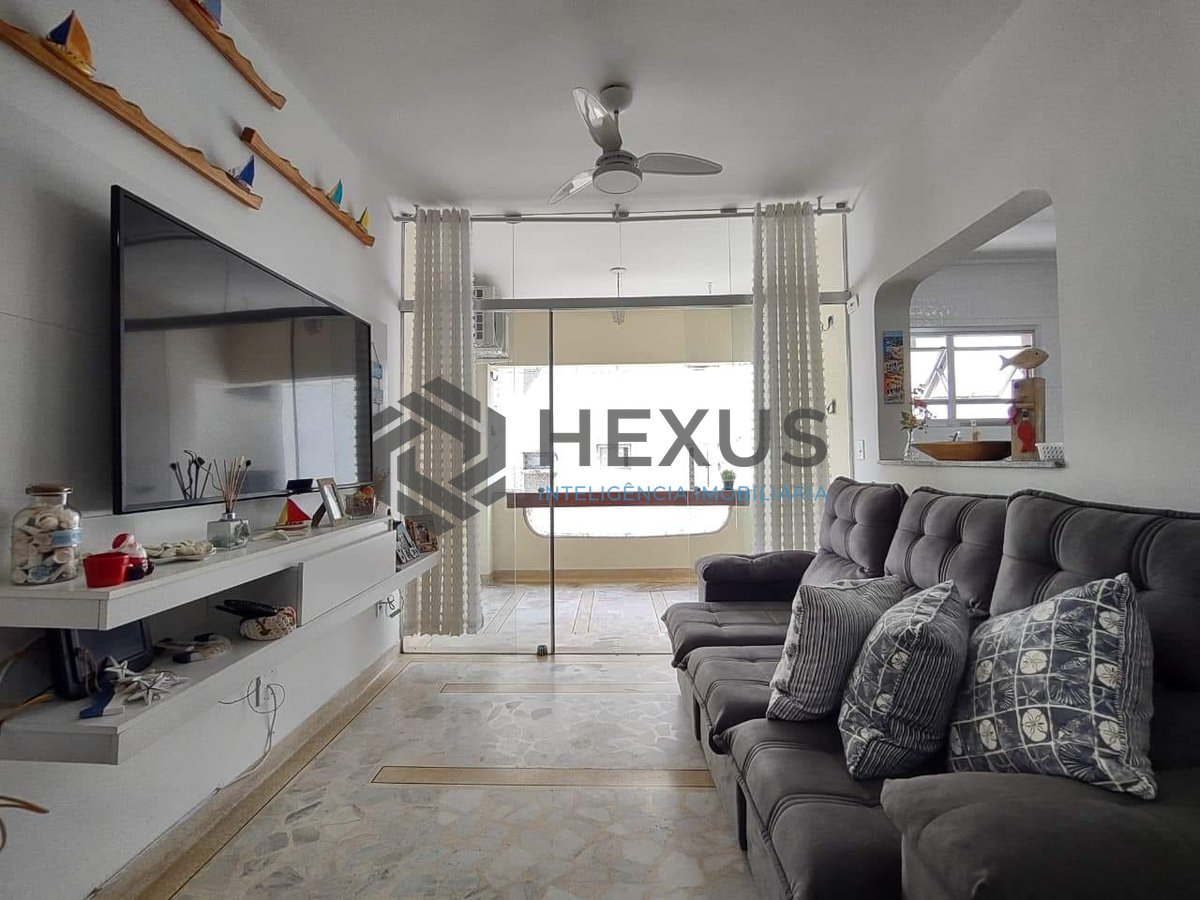 Foto 3 de Apartamento com varanda e lazer na Praia da Enseada, Guaruja