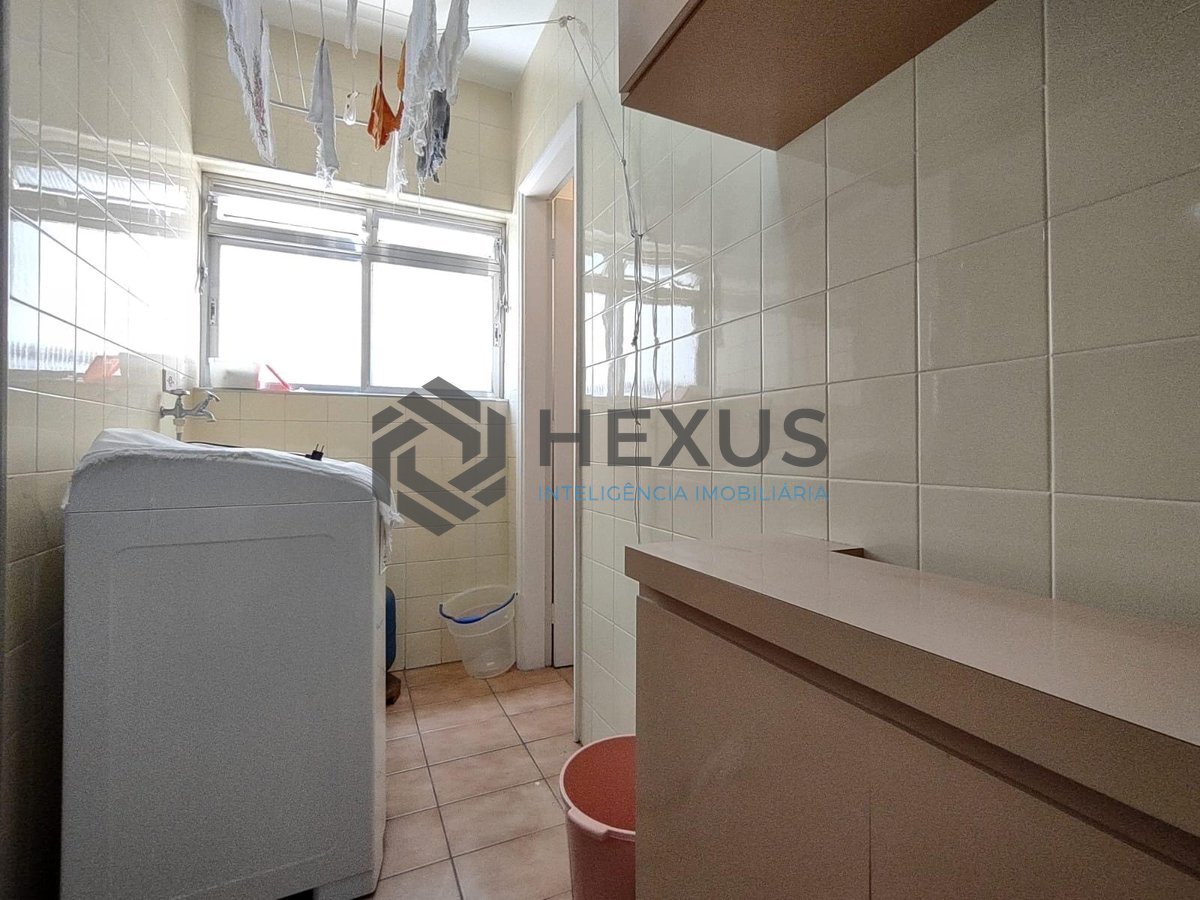 Foto 17 de Apartamento na região da Brunella na Praia da Enseada, Guaruja