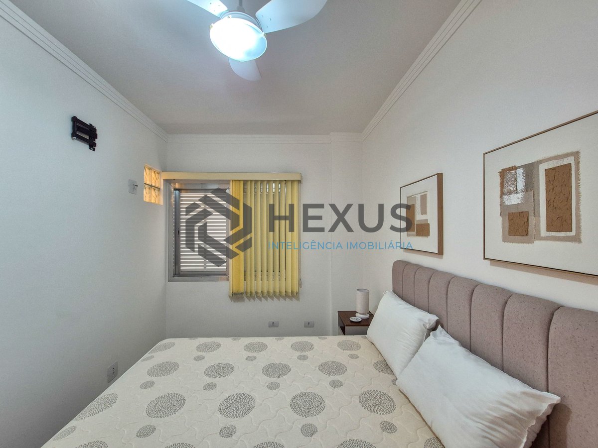 Foto 16 de Apartamento reformado com vista livre a uma quadra da Praia das Pitangueiras, Guaruja