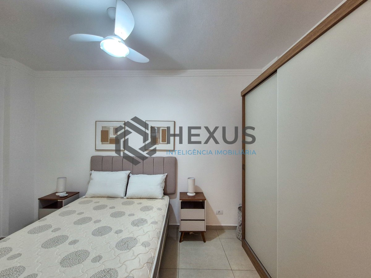 Foto 19 de Apartamento reformado com vista livre a uma quadra da Praia das Pitangueiras, Guaruja