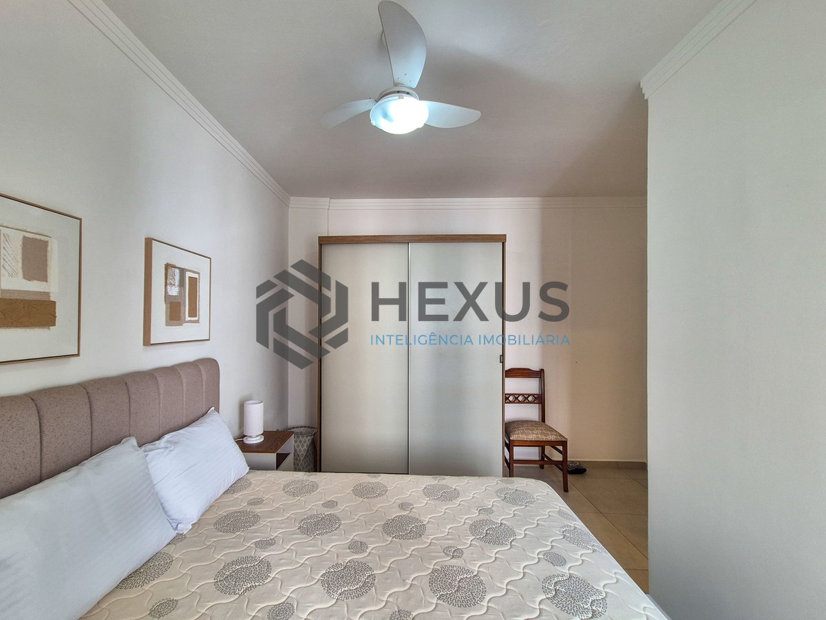 Foto 20 de Apartamento reformado com vista livre a uma quadra da Praia das Pitangueiras, Guaruja
