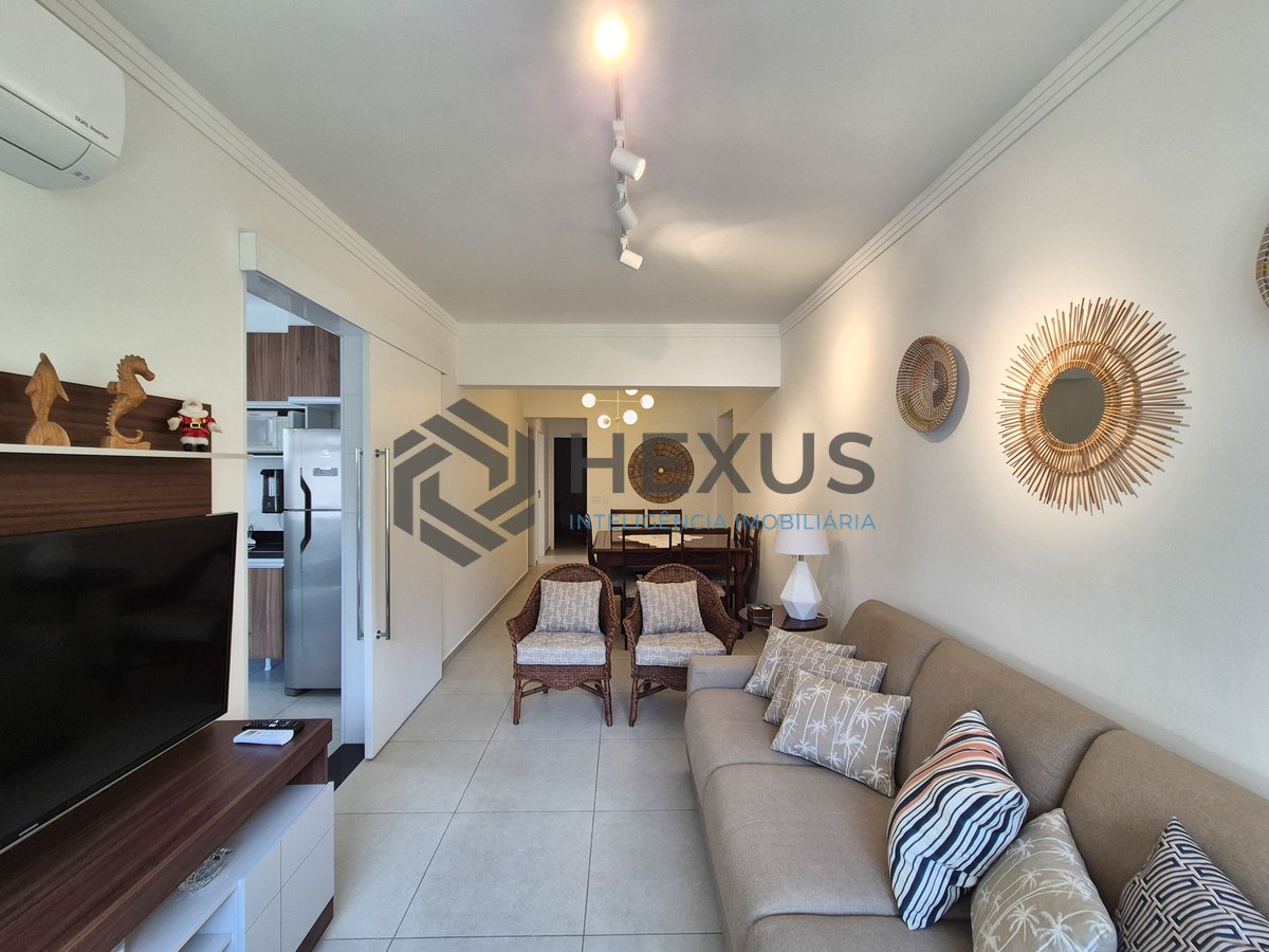 Foto 4 de Apartamento reformado com vista livre a uma quadra da Praia das Pitangueiras, Guaruja
