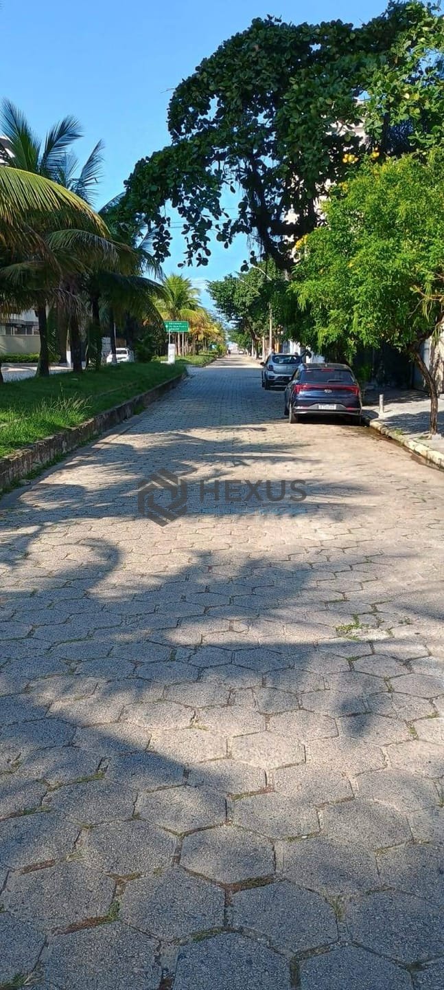 Foto 16 de Apartamento reformado com varanda gourmet na Praia da Enseada, Guaruja