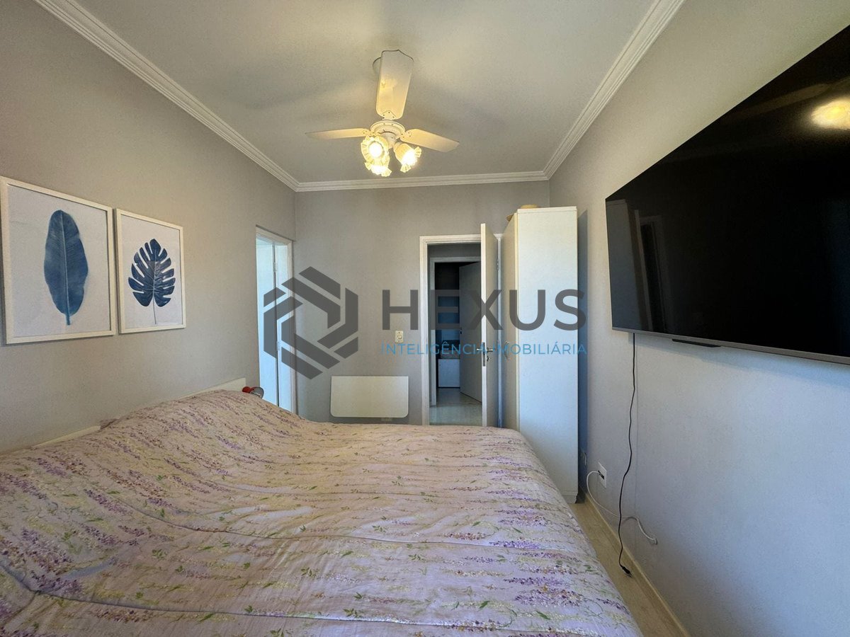 Foto 8 de Apartamento reformado com varanda gourmet na Praia da Enseada, Guaruja