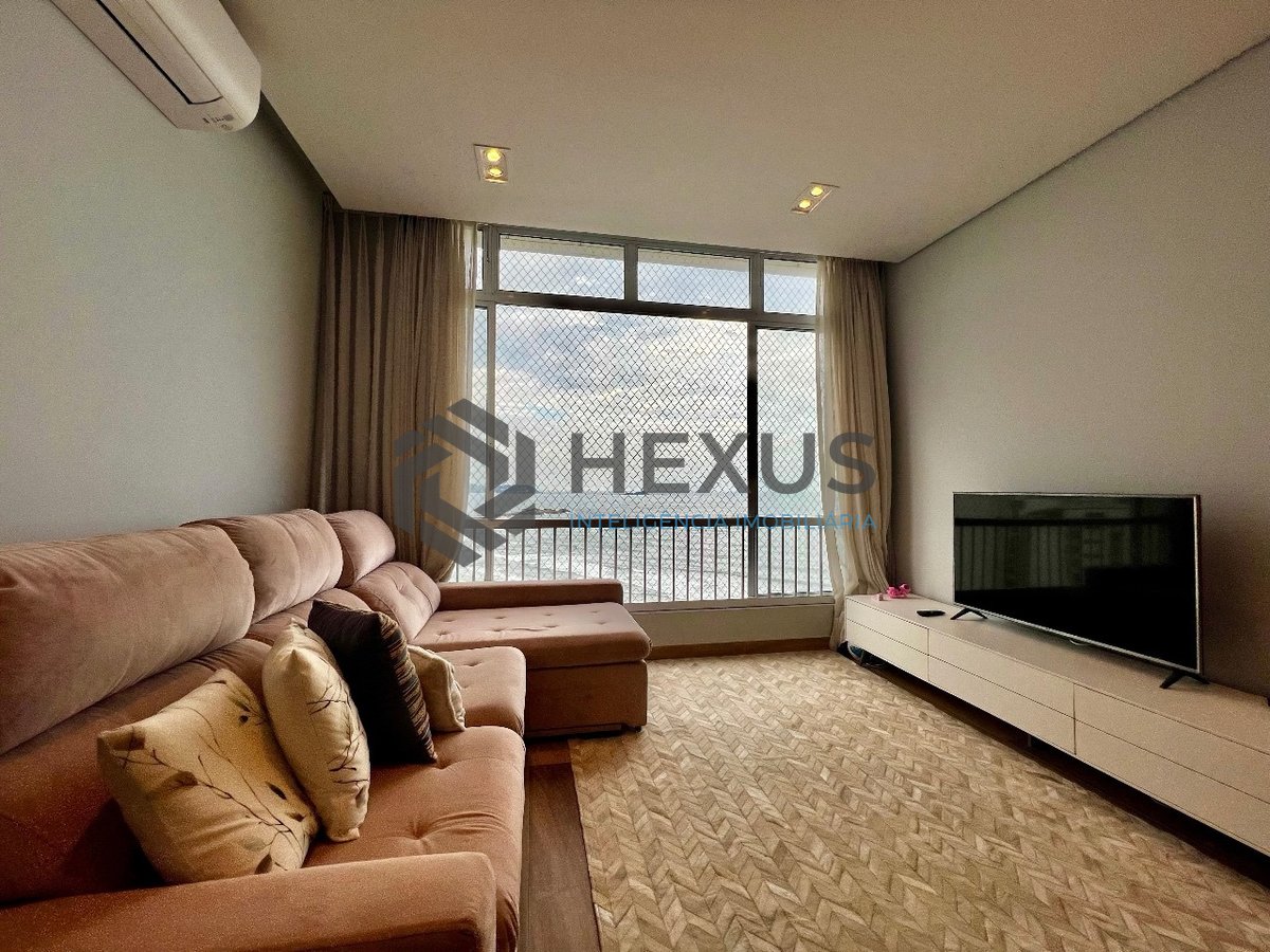 Foto 6 de Apartamento reformado frente mar na Praia das Pitangueiras, Guaruja