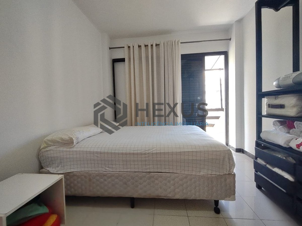 Foto 10 de Apartamento com varanda na região da Brunella na Praia da Enseada, Guaruja