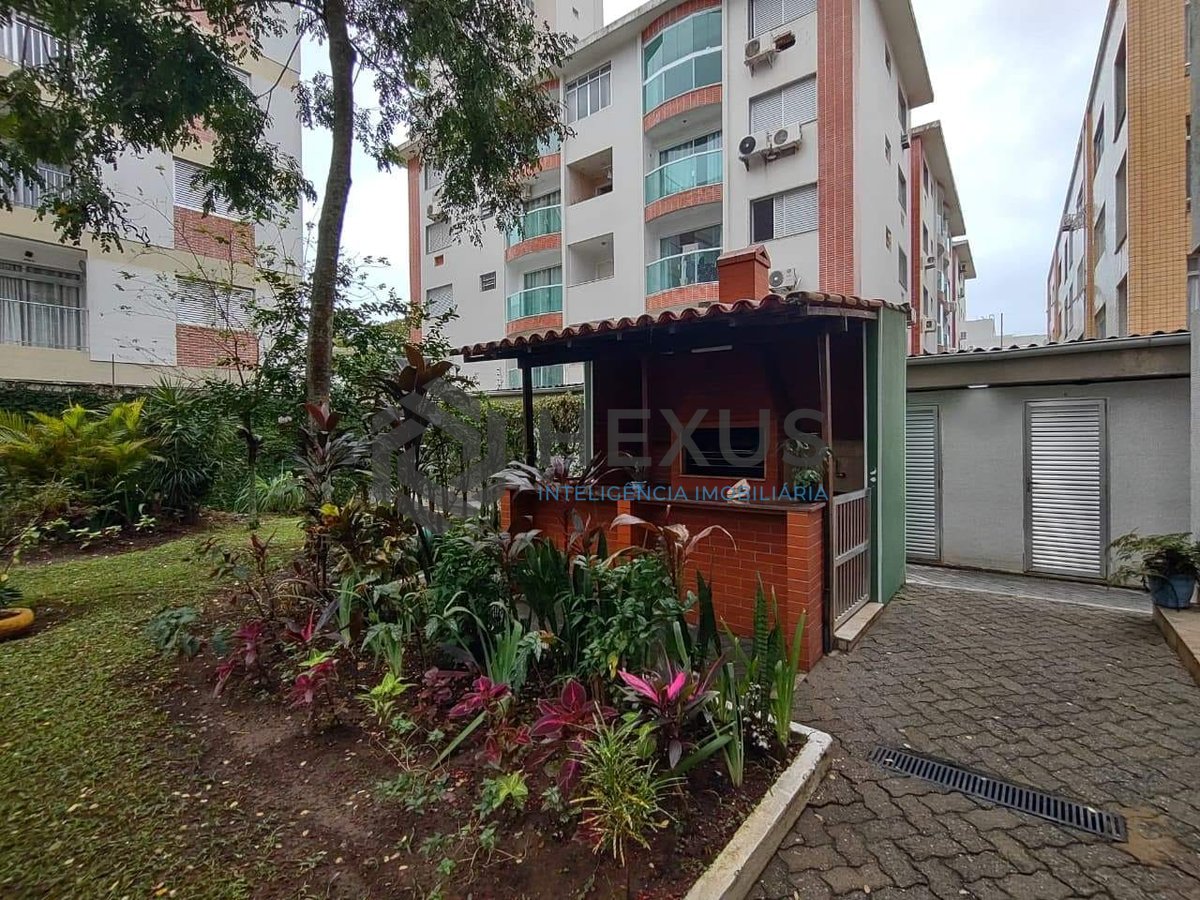 Foto 21 de Apartamento com varanda na região do Hotel Casa Grande na Praia da Enseada, Guaruja