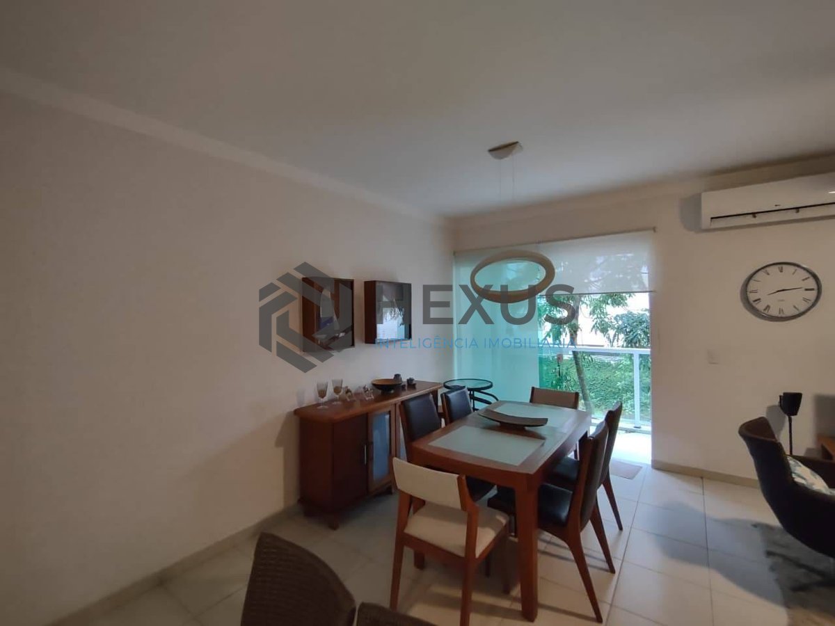 Foto 7 de Apartamento com varanda na região do Hotel Casa Grande na Praia da Enseada, Guaruja