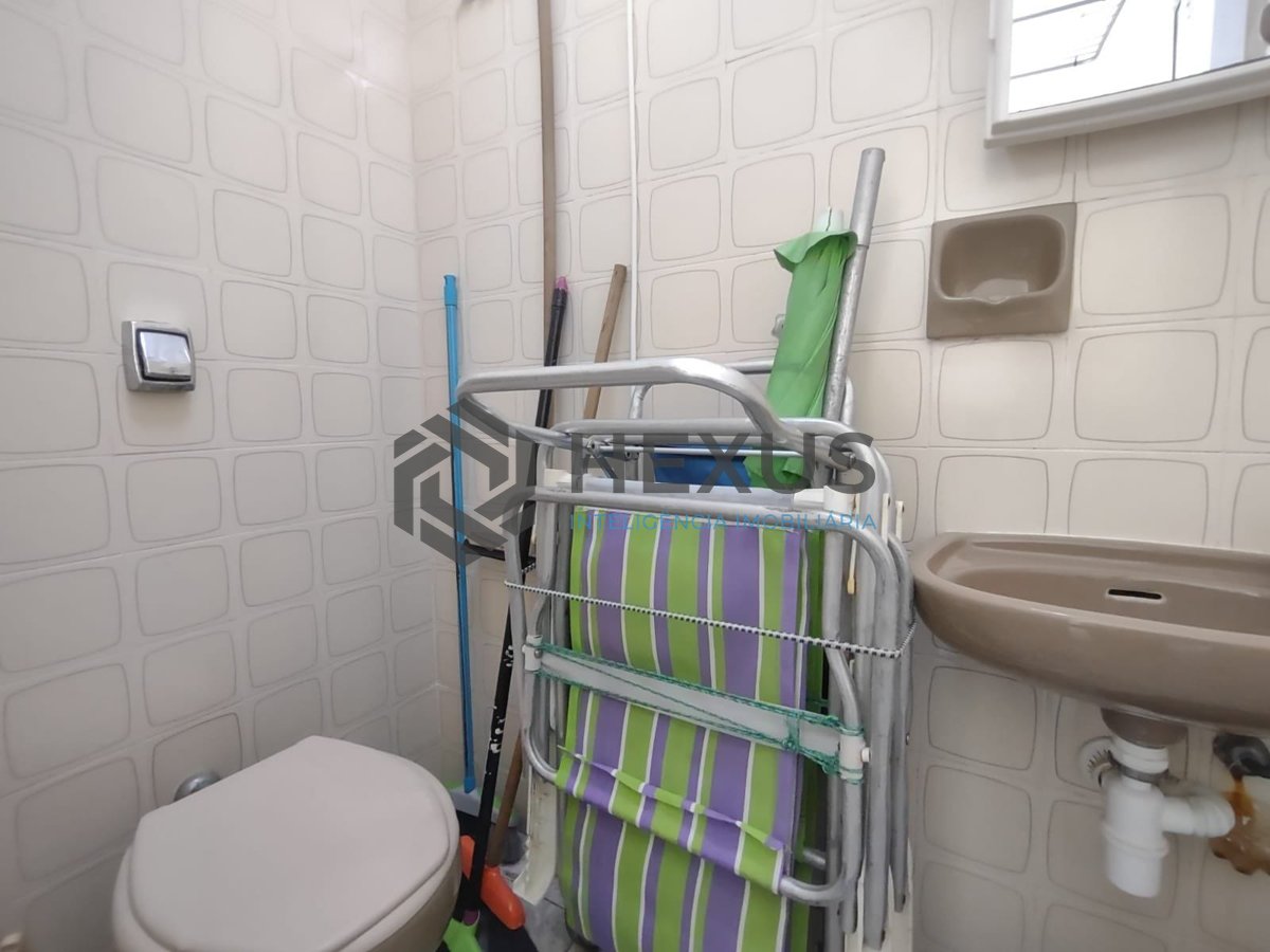 Foto 13 de Apartamento na região da Brunella na Praia da Enseada, Guaruja