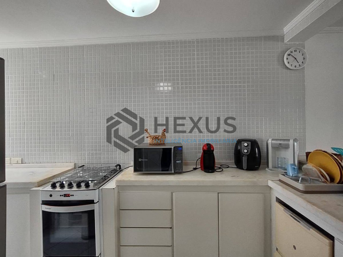 Foto 16 de Apartamento duplex com varanda e lazer na Praia da Enseada, Guaruja
