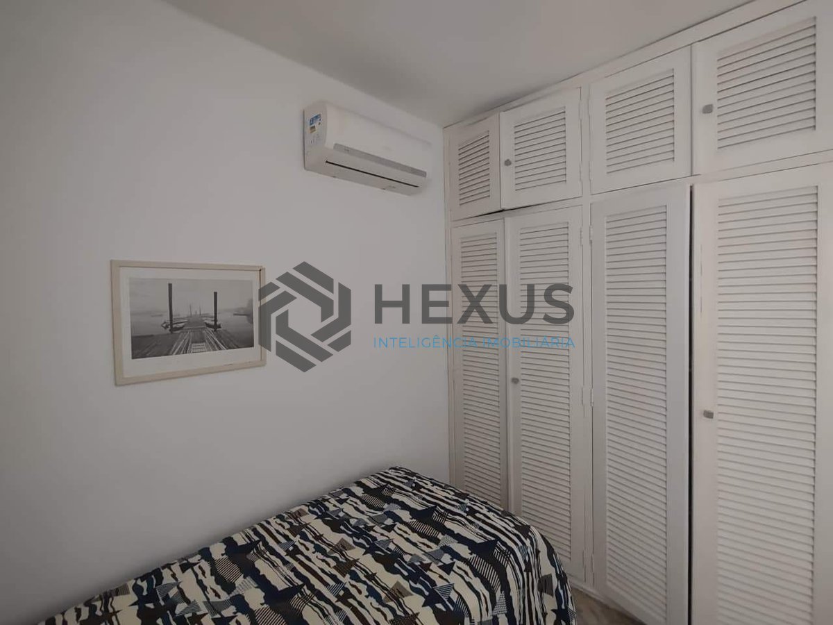 Foto 12 de Apartamento com varanda e lazer na Praia da Enseada, Guaruja
