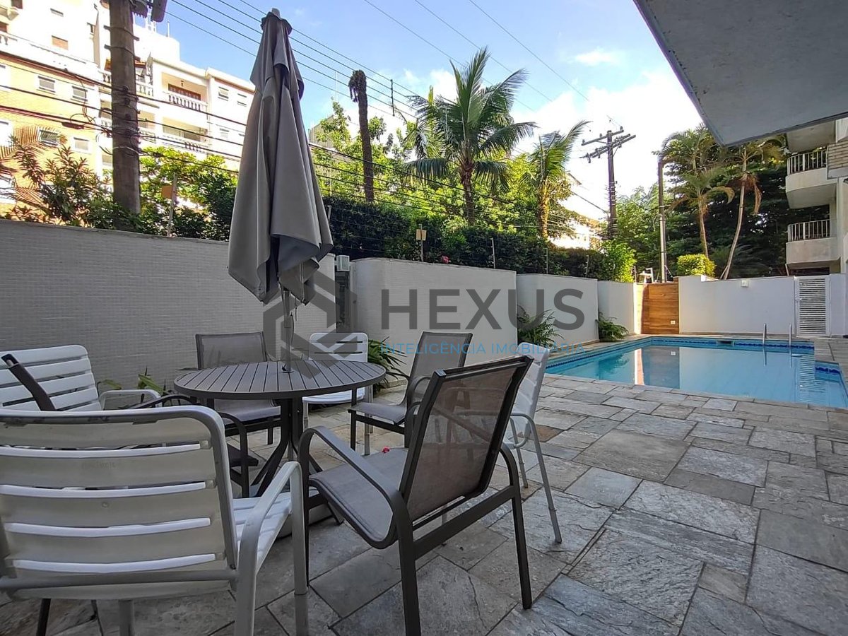 Foto 37 de Apartamento com varanda e lazer na Praia da Enseada, Guaruja