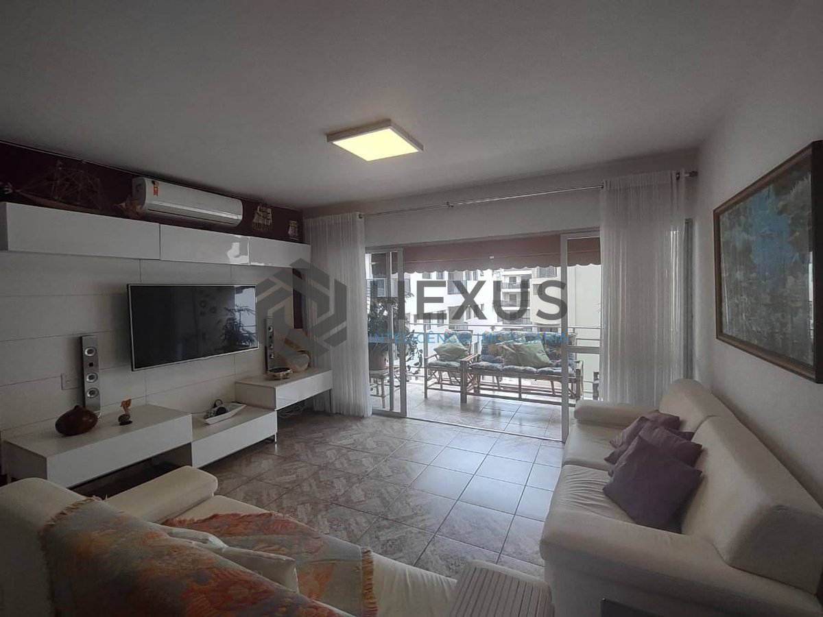 Foto 5 de Apartamento com varanda e lazer na Praia da Enseada, Guaruja