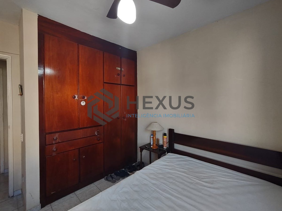 Foto 12 de Apartamento com varanda e lazer na Praia da Enseada, Guaruja