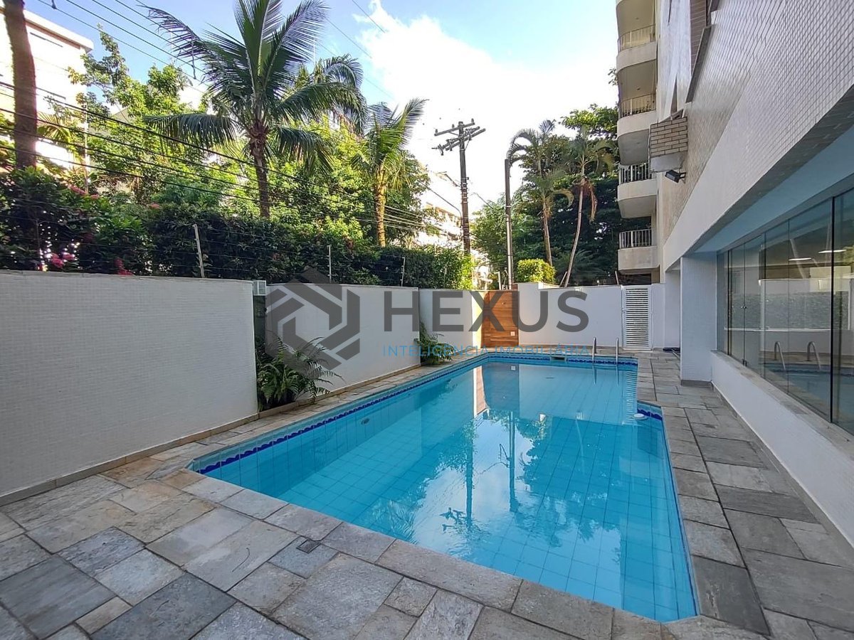Foto 23 de Apartamento com varanda e lazer na Praia da Enseada, Guaruja
