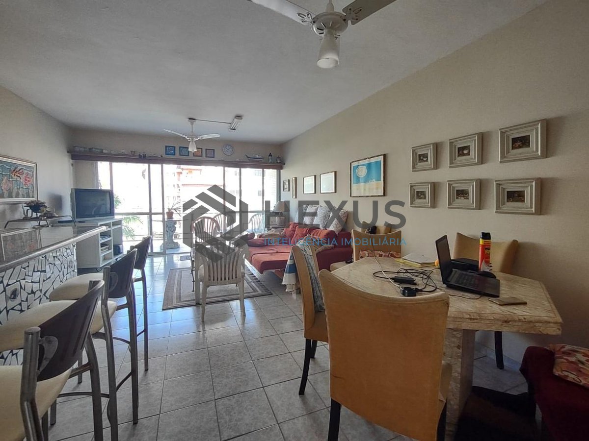 Foto 6 de Apartamento com varanda e lazer na Praia da Enseada, Guaruja