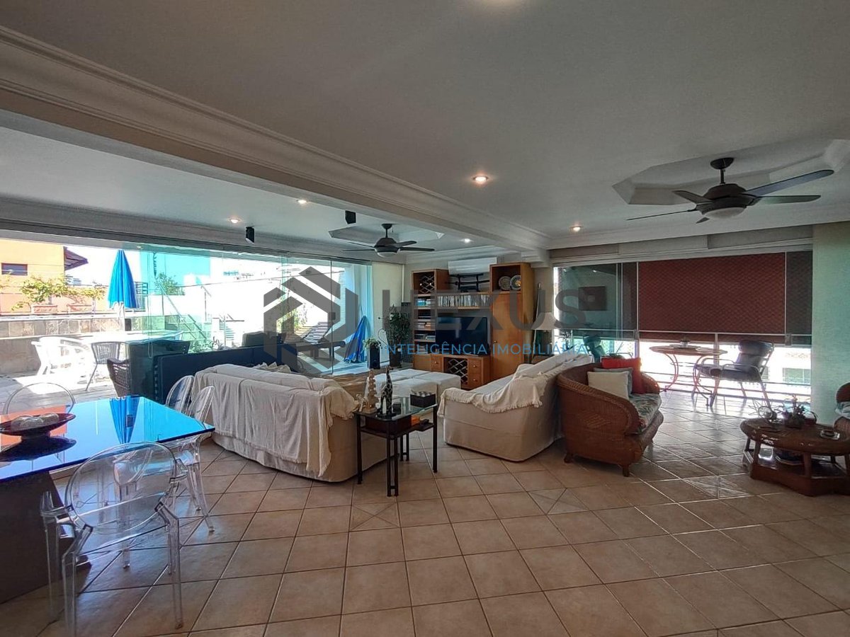Foto 7 de Cobertura Penthouse com varanda e lazer na Praia da Enseada à venda, Guarujá-SP.