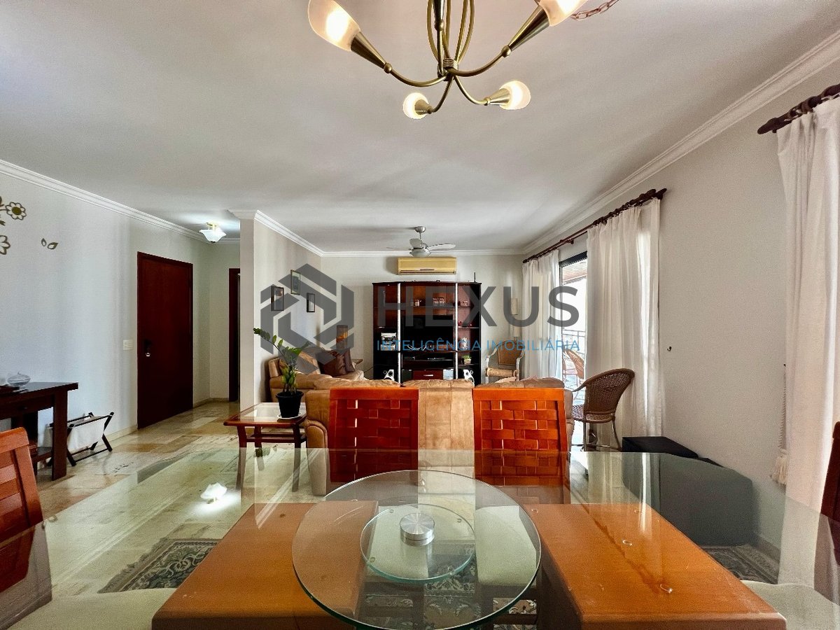 Foto 3 de Apartamento com varanda, lazer e vista mar a uma quadra da Praia das Astúrias, Guaruja
