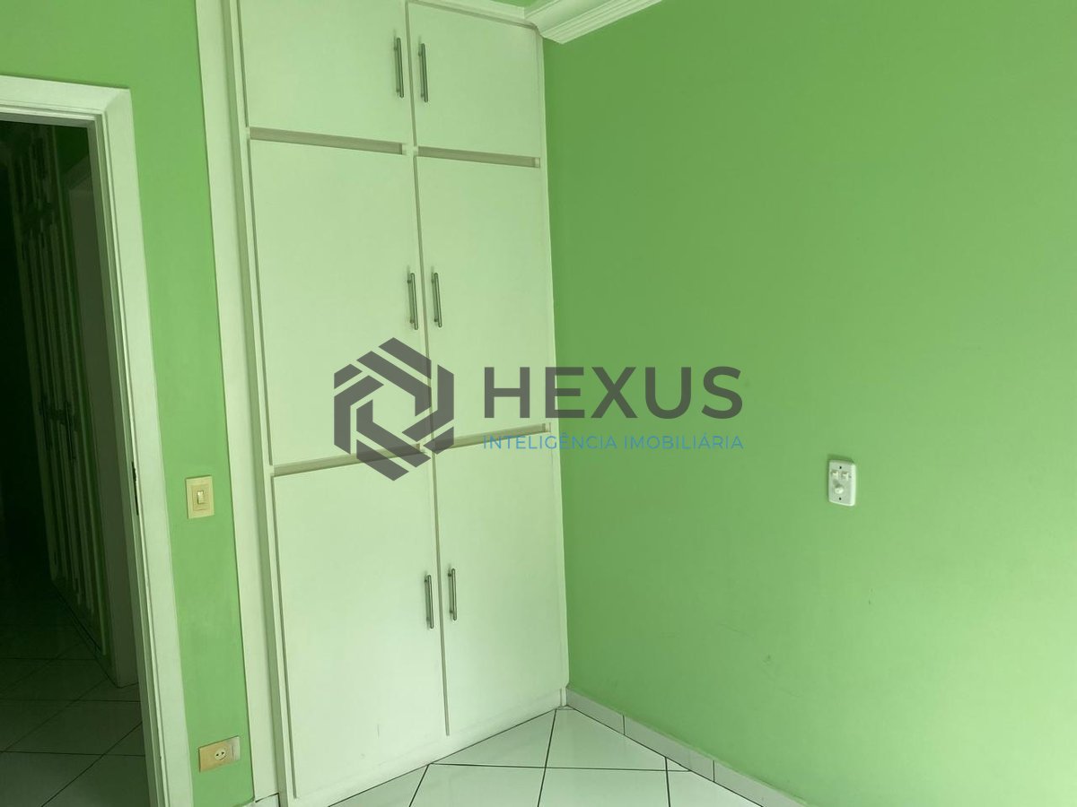 Foto 20 de Apartamento com varanda e lazer a uma quadra da Praia das Asturias, Guaruja