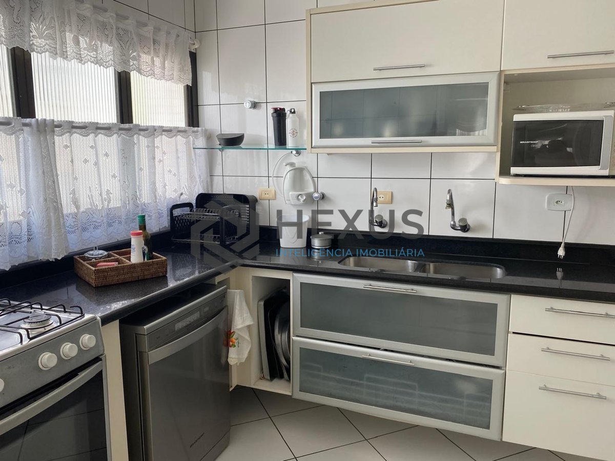 Foto 24 de Apartamento com varanda e lazer a uma quadra da Praia das Asturias, Guaruja