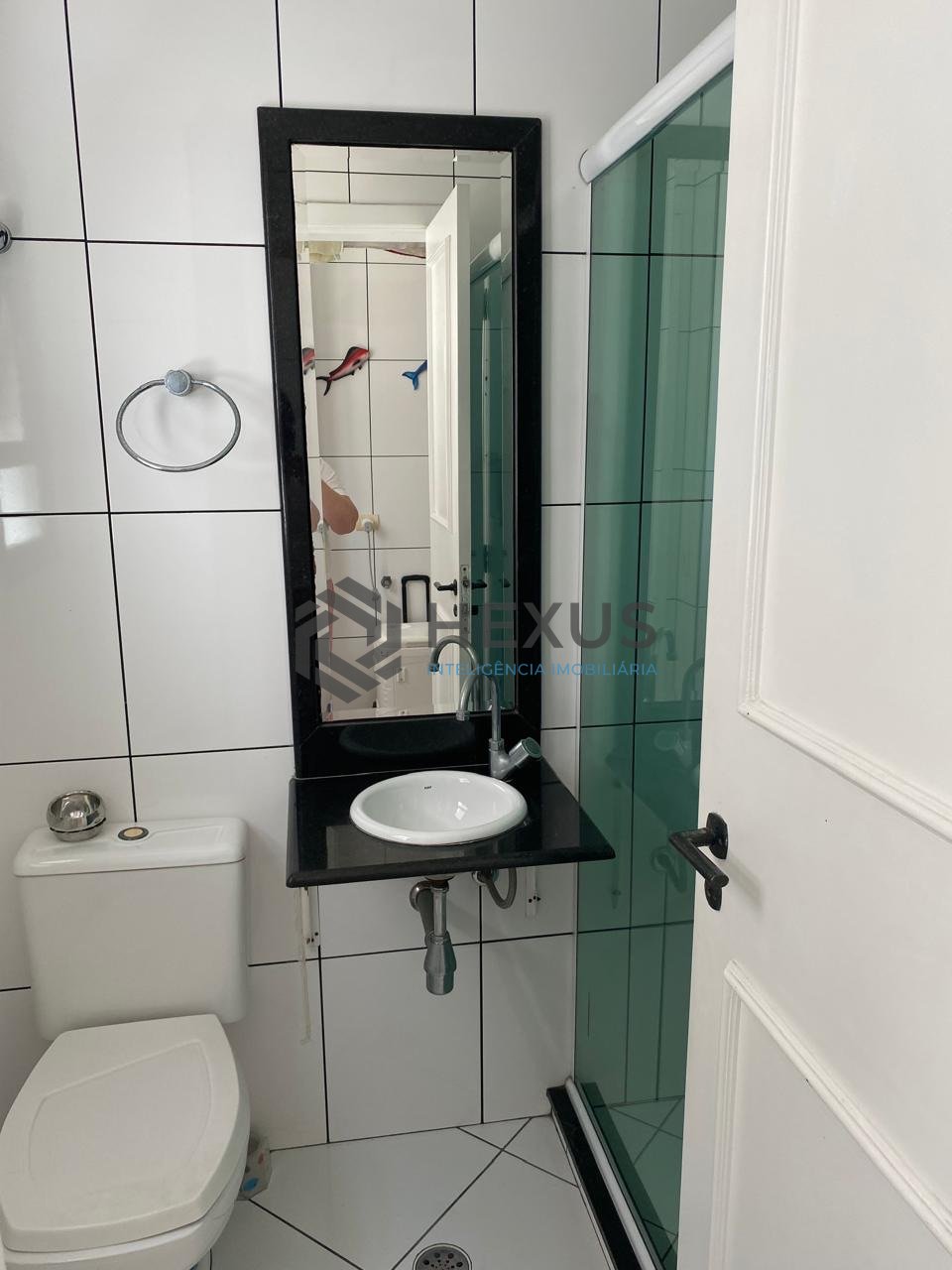 Foto 26 de Apartamento com varanda e lazer a uma quadra da Praia das Asturias, Guaruja